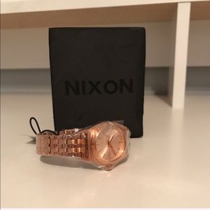 Nixon // Small Time Teller // Rose Gold